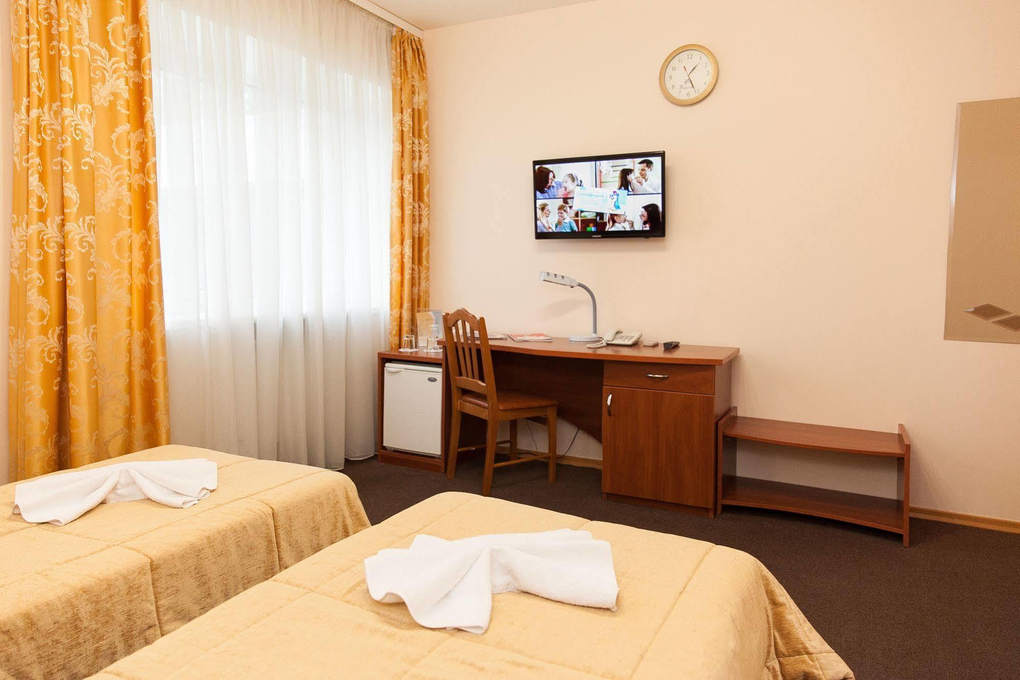 U Fontana Hotel มินสก์ ภายนอก รูปภาพ