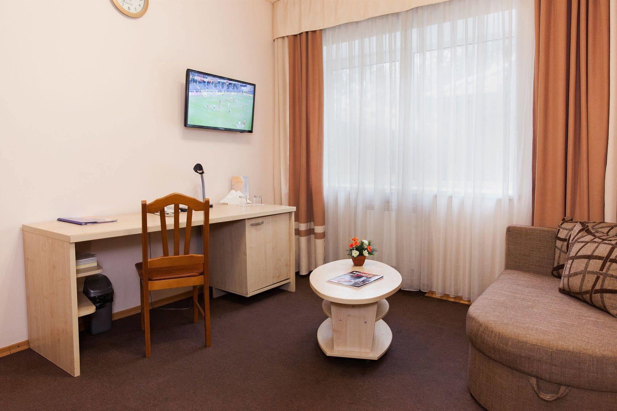 U Fontana Hotel มินสก์ ภายนอก รูปภาพ