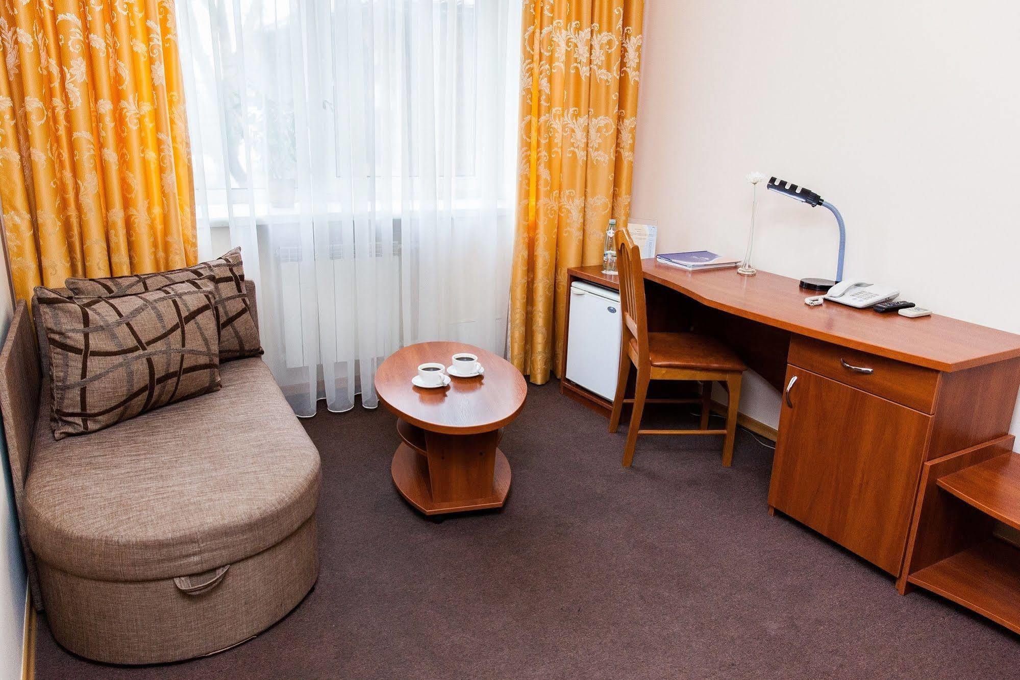 U Fontana Hotel มินสก์ ภายนอก รูปภาพ